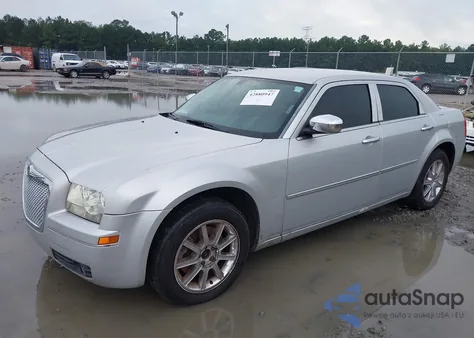 2008 Chrysler 300 Touring из США, поврежденный, VIN 2C3LK53G58H329933